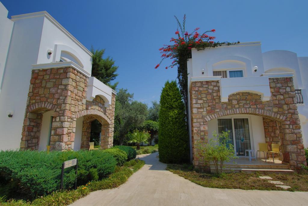 โรงแรมคอสตา ซาริยาซ Bodrum ภายนอก รูปภาพ