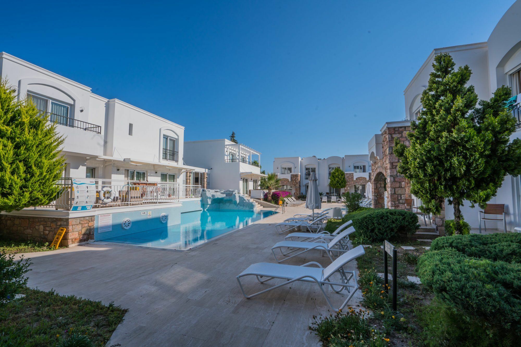 โรงแรมคอสตา ซาริยาซ Bodrum ภายนอก รูปภาพ